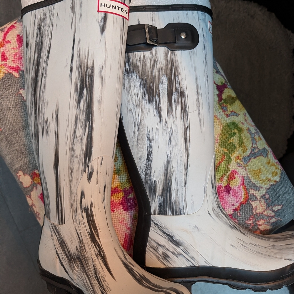 Hunter Monochrome Patterned Rain Boots